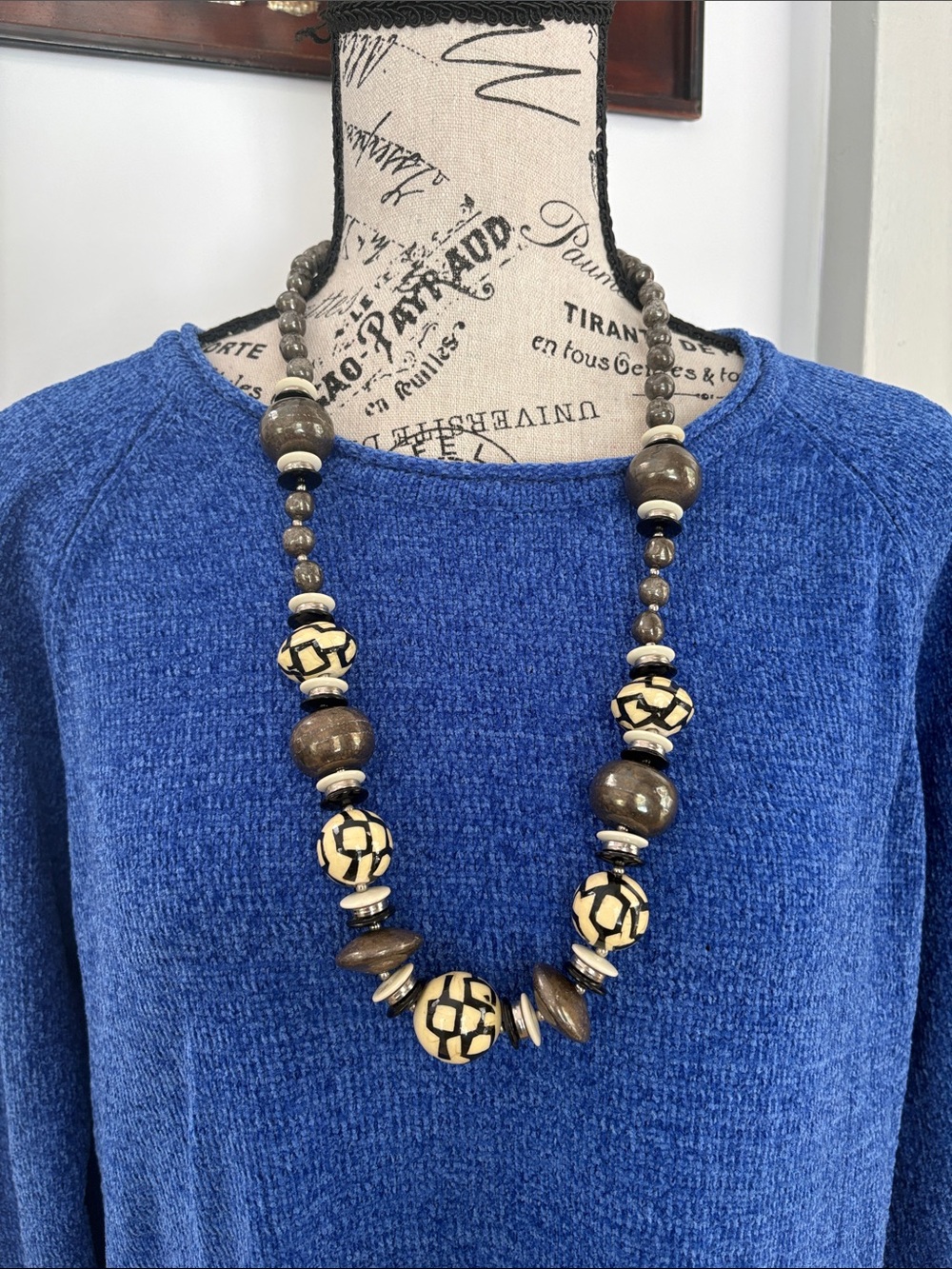 Vintage Bohemian Inspired Style Brown & Cream Beaded Statement Necklace - Japan